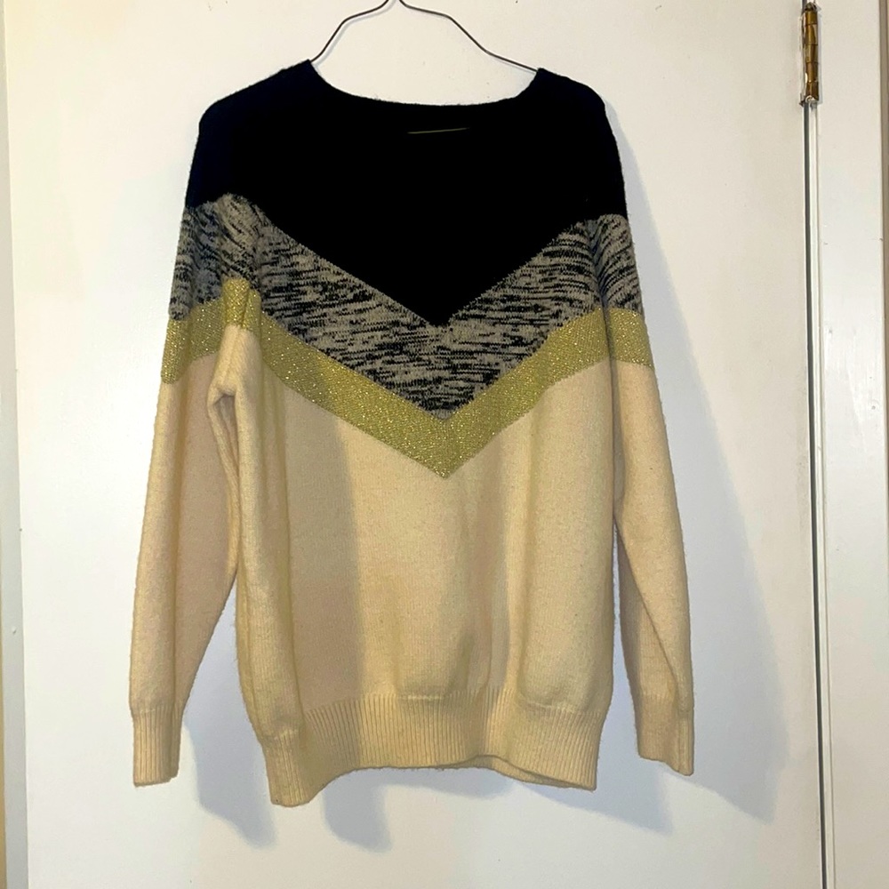 Size XL cream, black and gold sweater